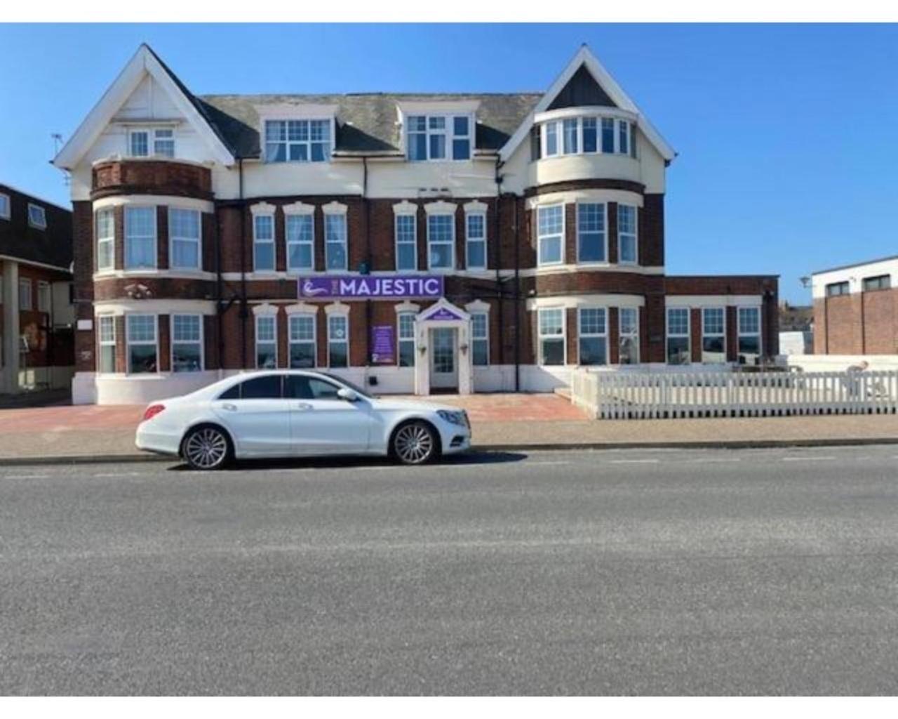 The Majestic Bed & Breakfast Great Yarmouth Exterior photo