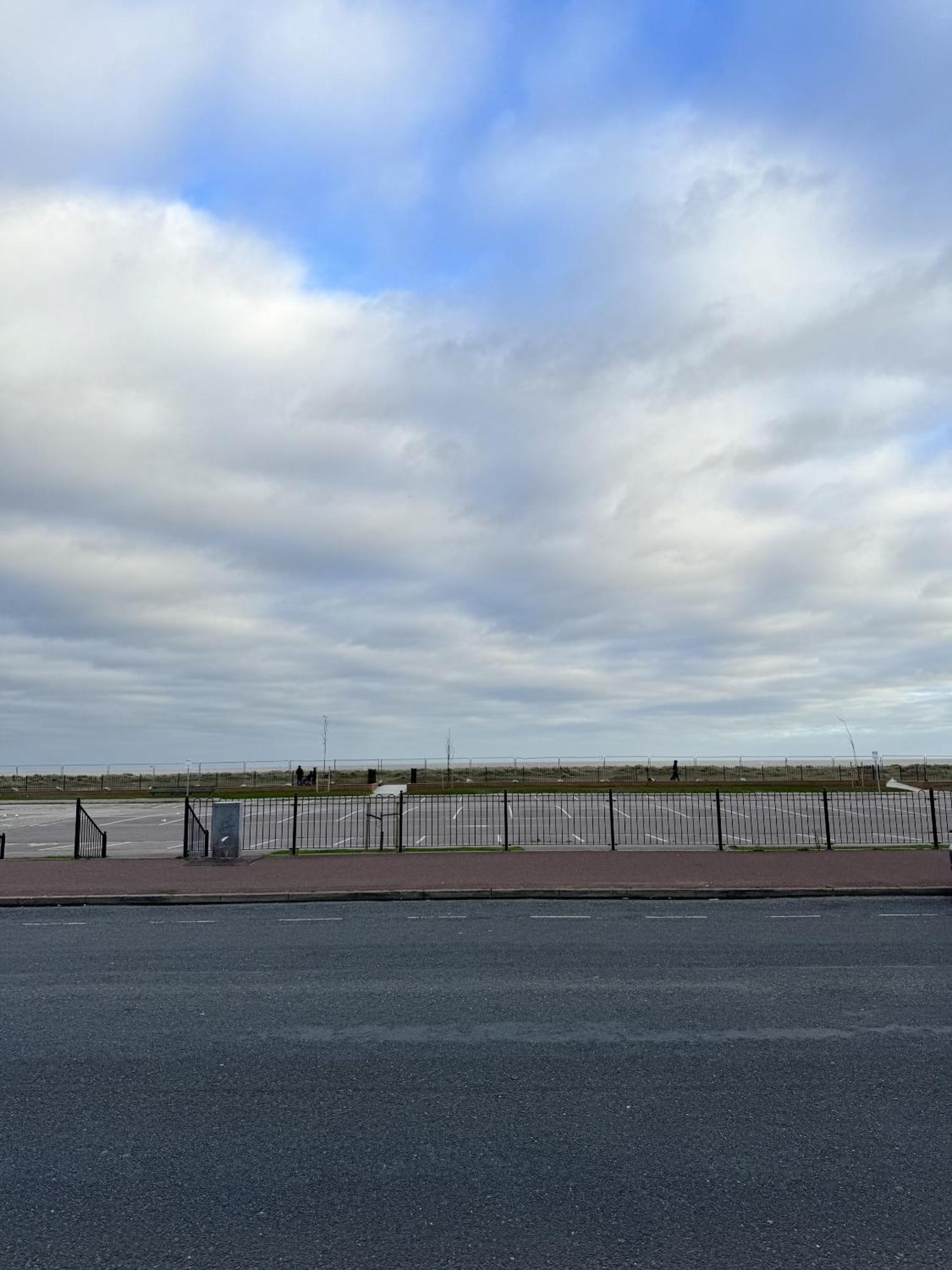 The Majestic Bed & Breakfast Great Yarmouth Exterior photo