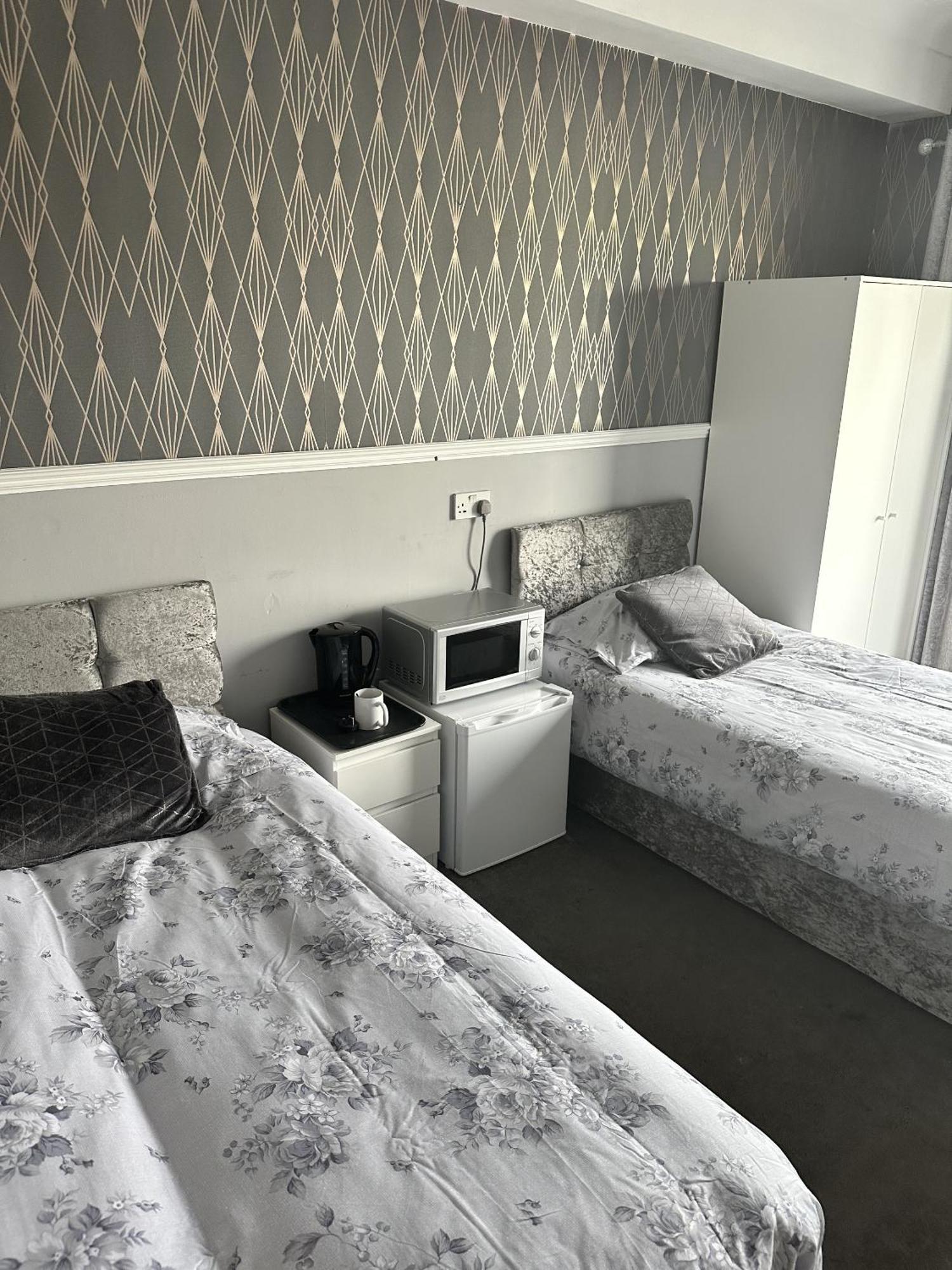 The Majestic Bed & Breakfast Great Yarmouth Exterior photo