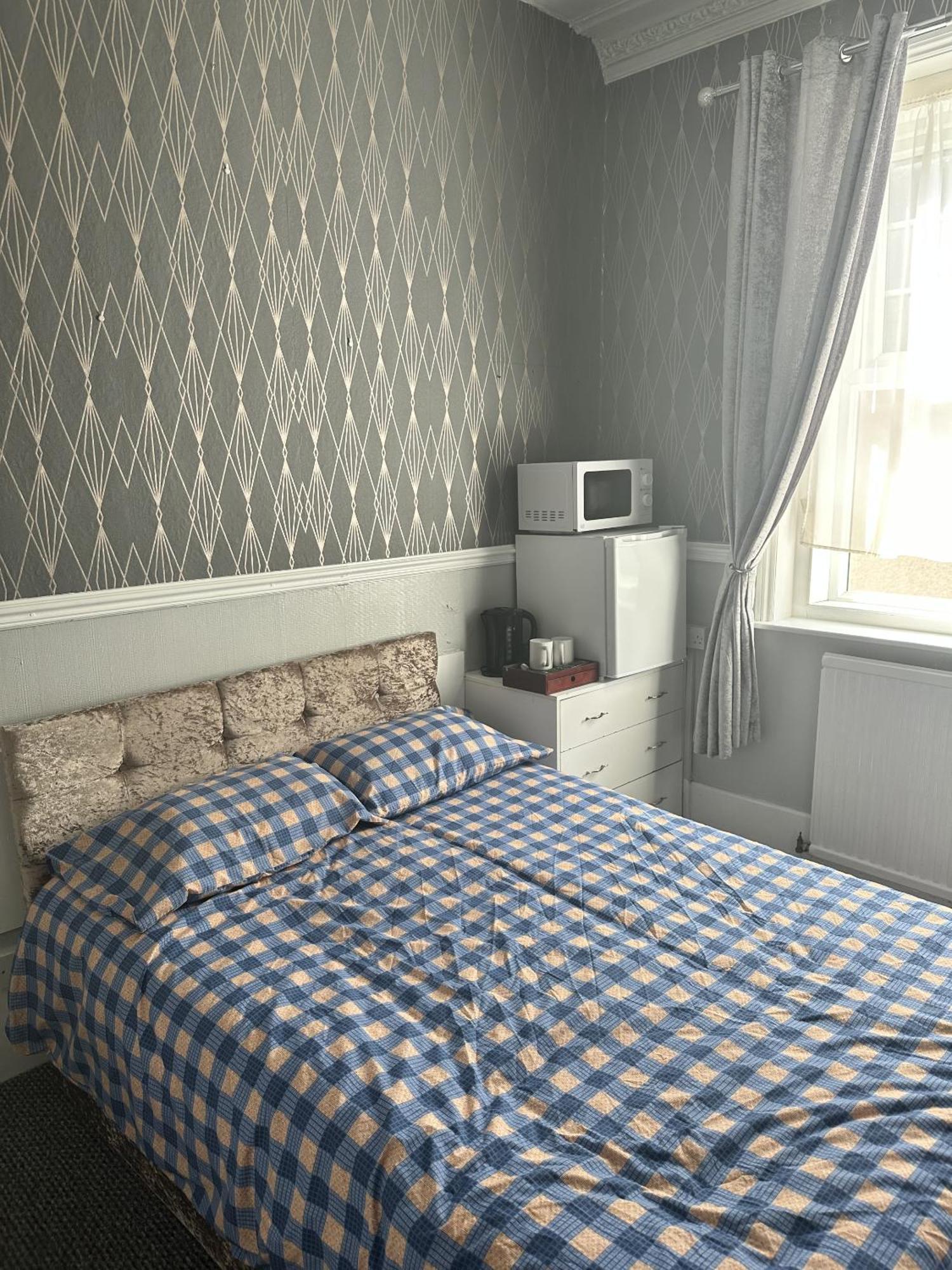 The Majestic Bed & Breakfast Great Yarmouth Exterior photo