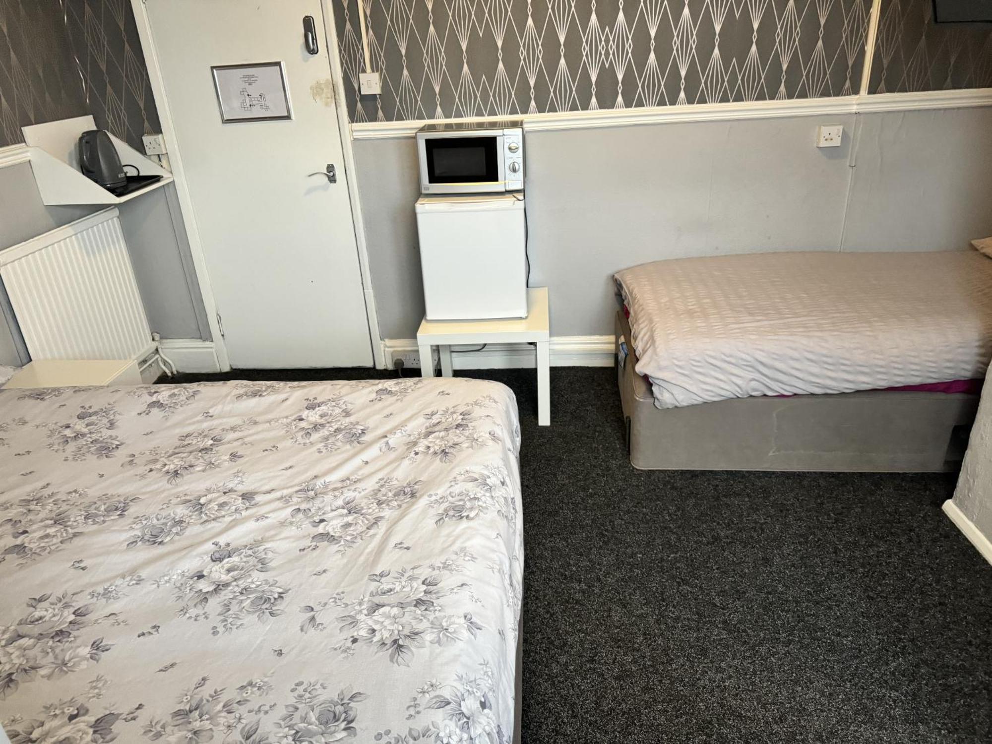 The Majestic Bed & Breakfast Great Yarmouth Room photo