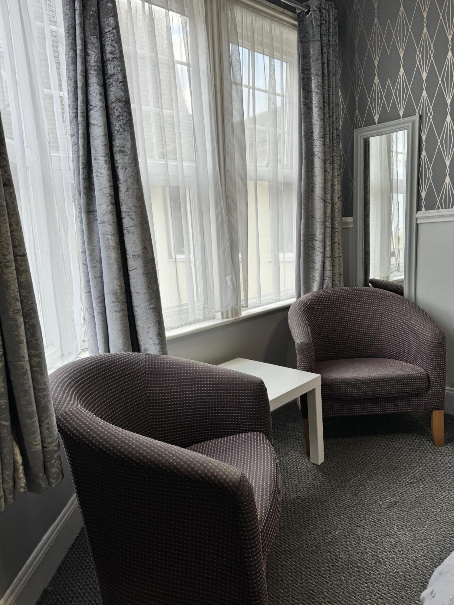 The Majestic Bed & Breakfast Great Yarmouth Room photo