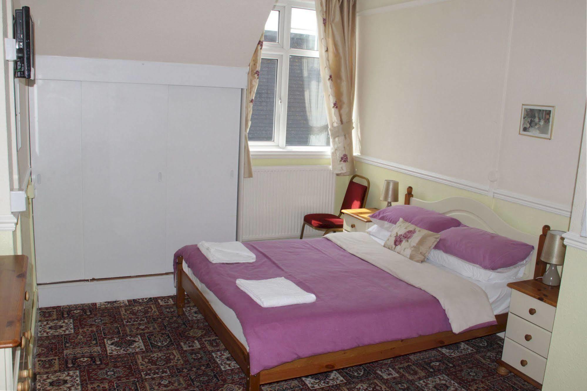 The Majestic Bed & Breakfast Great Yarmouth Exterior photo