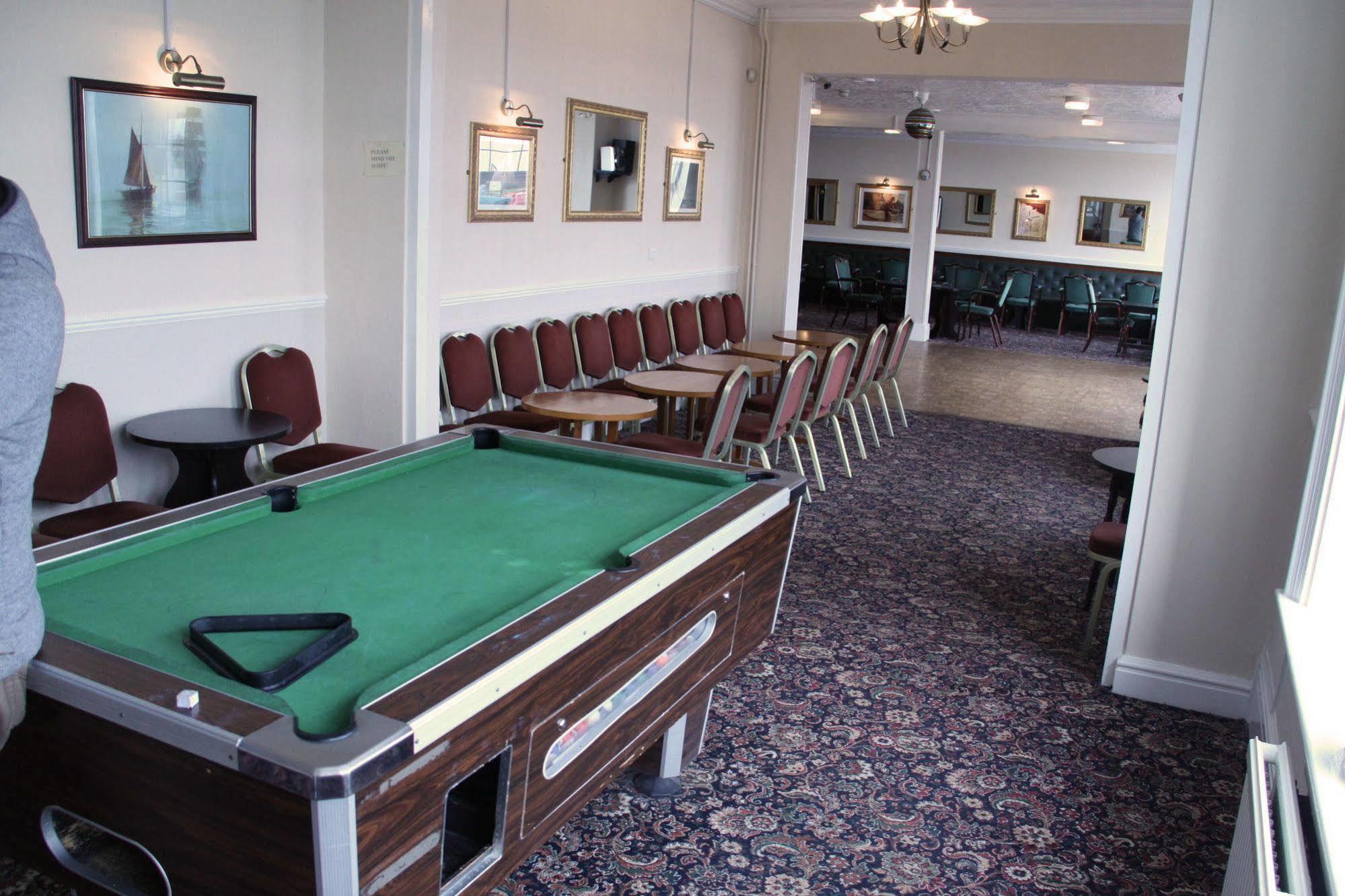 The Majestic Bed & Breakfast Great Yarmouth Exterior photo