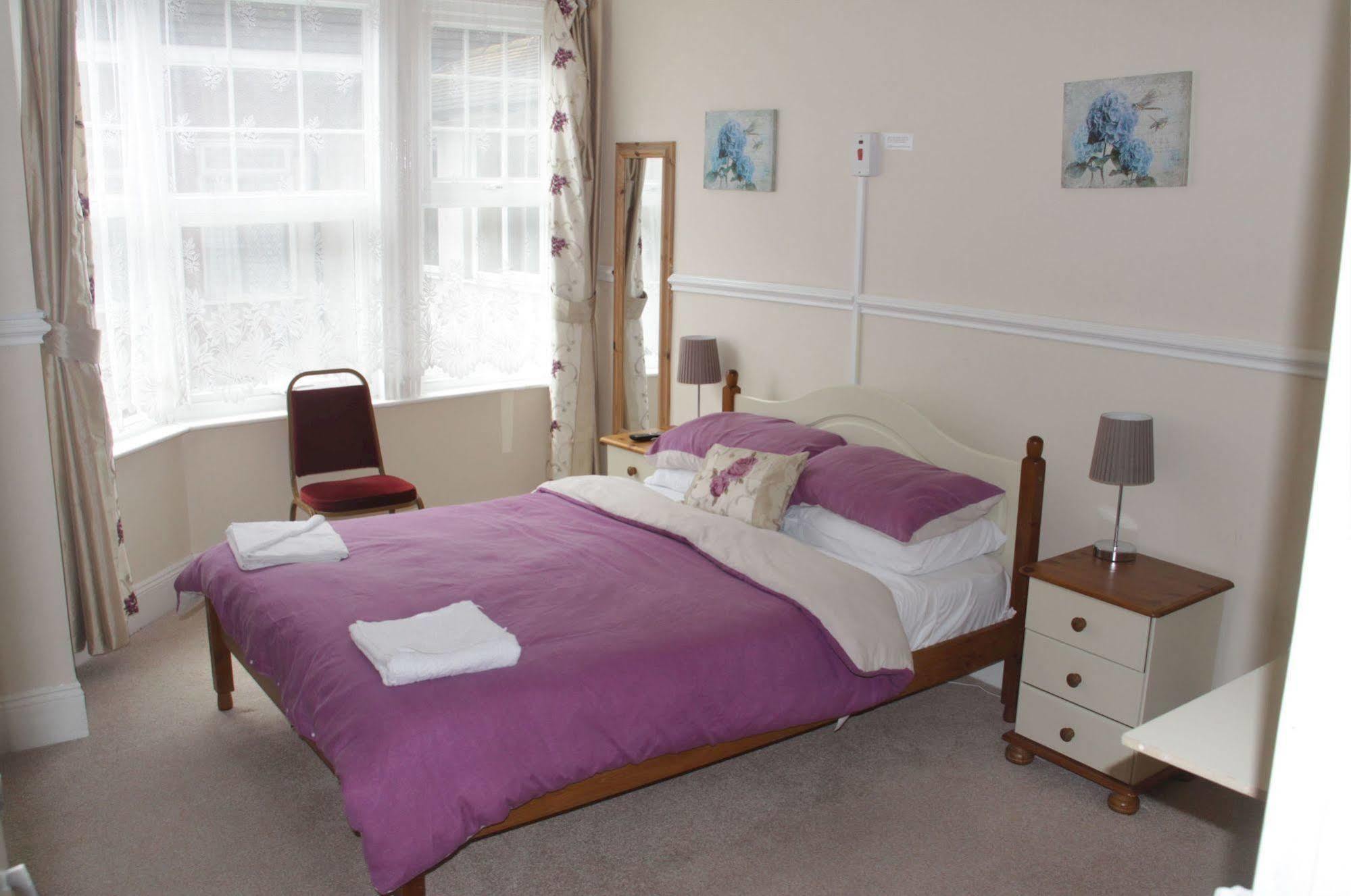 The Majestic Bed & Breakfast Great Yarmouth Exterior photo